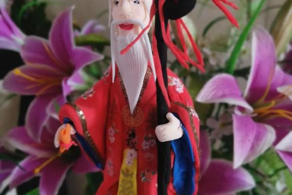 月老千里送姻缘的生肖 月老千里姻缘一线牵什么意思？
