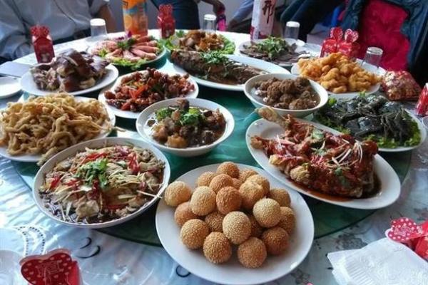 风水先生提醒：“来客不摆三盘菜，可叹十人九不知”，哪三盘菜？