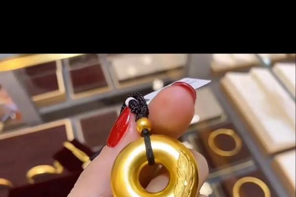 风水上佩戴平安扣寓意是什么