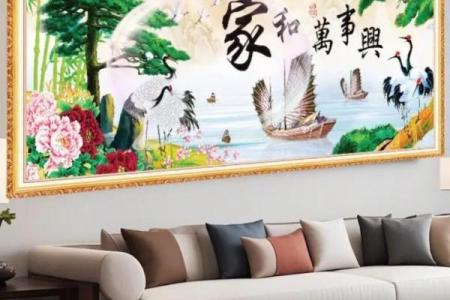 夫妻都属龙,孩子属兔,客厅挂什么画风水好？
