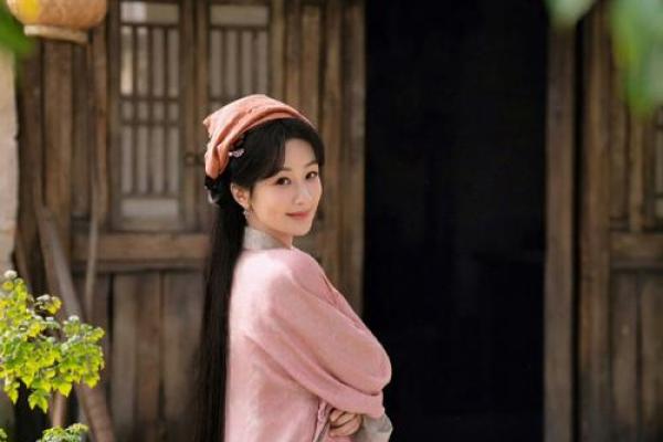 杨紫紫薇斗数