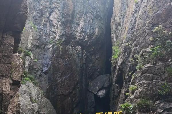 梦见在山洞看见观音